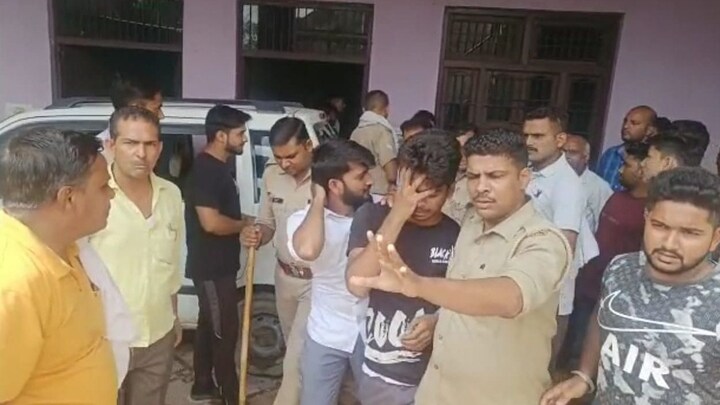 इंस्टाग्राम पर किशोरी से दोस्ती फिर रची साजिश, दोस्तों के साथ मिलकर करना चाहा शर्मनाक काम UpTak