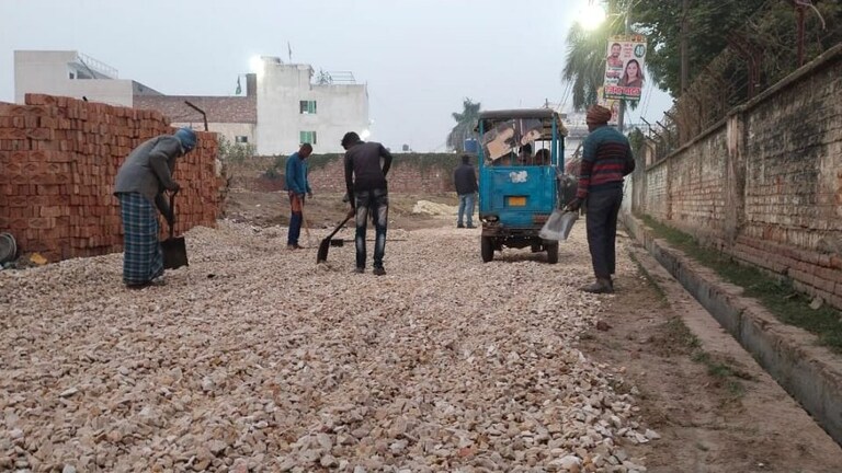 प्रयागराज: निकाह से पहले लड़की ने CM योगी से लगाई थी गुहार, अब बनने लगी सड़क UP Tak