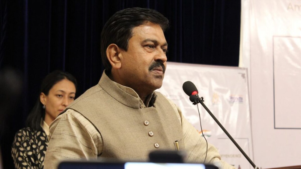 लखीमपुर खीरी हिंसा: केंद्रीय मंत्री अजय मिश्रा टेनी ने बेटे पर लगे आरोपों का दिया जवाब UP Tak