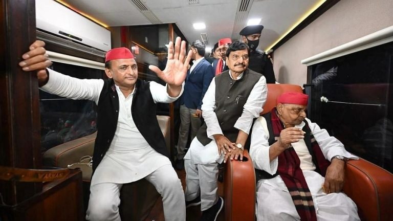 मुलायम परिवार का एक और किला ध्वस्त, यूपी की सहकारिता के शीर्ष पर अब बीजेपी-संघ के लोग UP Tak