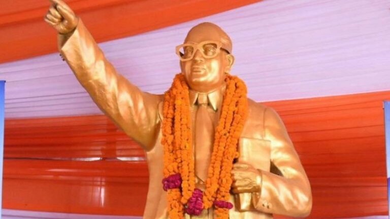 भदोही: शरारती तत्वों ने आंबेडकर की प्रतिमा क्षतिग्रस्त की, अज्ञात के खिलाफ केस दर्ज UP Tak