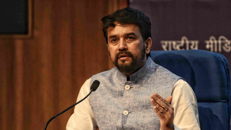 अनुराग ठाकुर बोले- ‘योगी सरकार ने गुंडाराज-भ्रष्टाचार खत्म किया, माफिया से मुक्ति दिलाई’ UP Tak