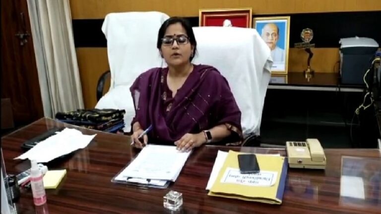 सात डॉक्टरों से गाय के इलाज वाले लेटर पर डीएम अपूर्वा दुबे ने कहा- मैंने गाय नहीं पाली है UP Tak