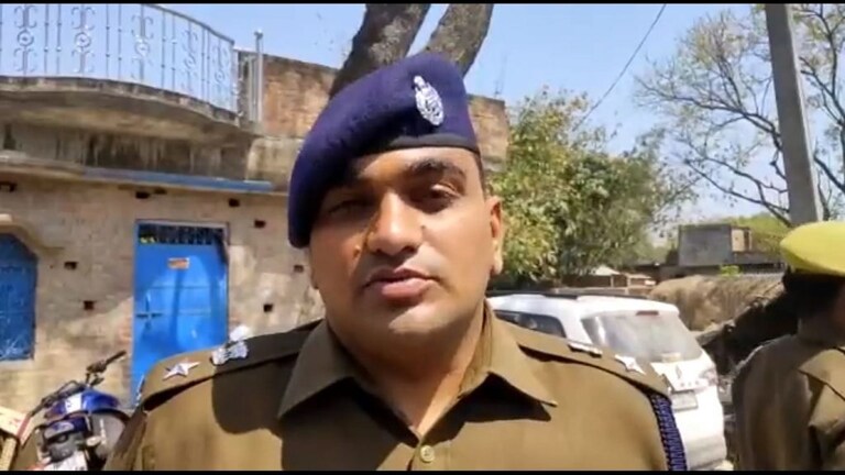 आजमगढ़ में दोहरे हत्याकांड से सनसनी, महिला और बच्ची की धारदार हथियार से हत्या UP Tak