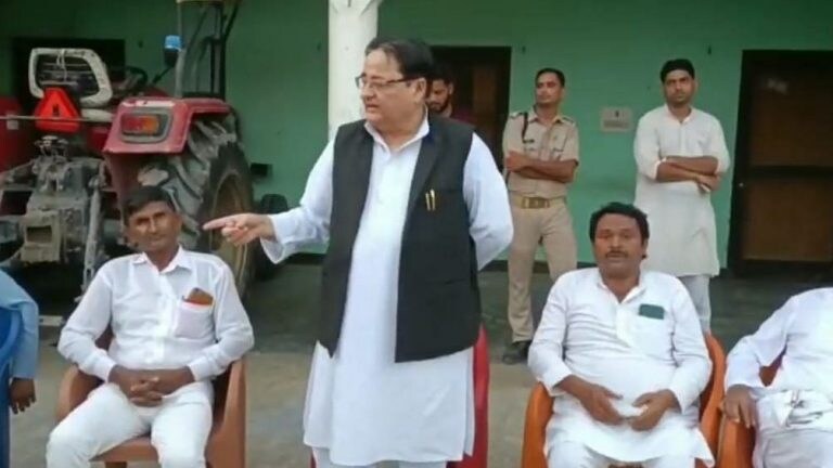 SP सांसद एसटी हसन बोले- ‘अल्लाह से दुआ करो कि कहीं तुम्हारे मदरसों पर बुल्डोजर न चलने लगे’ UP Tak