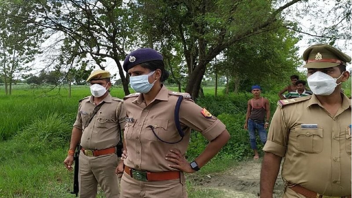 गन्ने के खेते में मिलीं मासूमों की लाश, दोनों का गला बेदर्दी से रेत डाला, खौफनाक है मंजर UP Tak