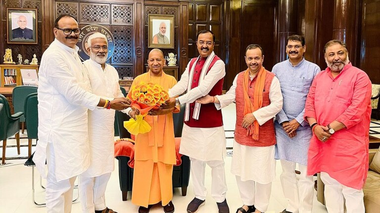 यूपी MLC चुनाव: दलित-मुस्लिम का पत्ता साफ, 50 फीसदी सीटों पर राजपूत बिरादरी का कब्जा UP Tak