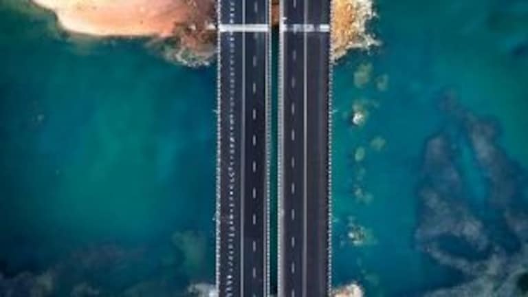 बुंदेलखंड एक्सप्रेस-वे पर 12 जुलाई से दौड़ेंगी गाड़ियां, देखिए इसके अट्रैक्टिव ड्रोन इमेज UP Tak