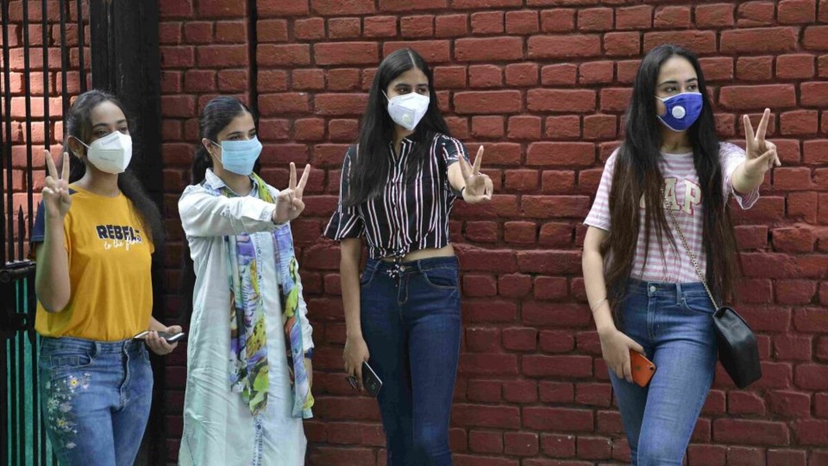 UP Board Result 2023: यहां रोल नंबर डाल डायरेक्ट चेक करें 12वीं कक्षा का रिजल्ट Check UP Board Class 12th Result 2023