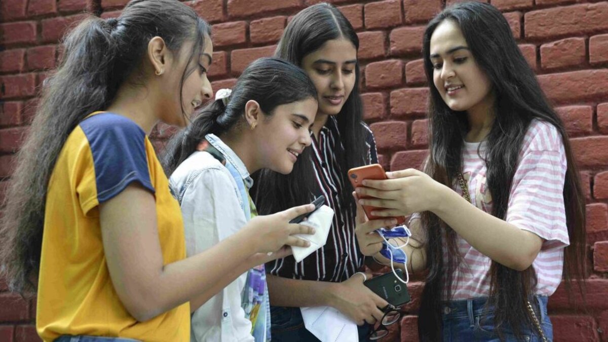 UP Board Result: यूपी बोर्ड 10वीं-12वीं का कब आएगा रिजल्ट, आ गया ये बड़ा अपडेट UP Tak