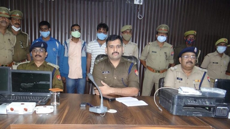 मध्य प्रदेश से कारें चुरा यूपी में बेचता था यह गैंग, शातिर कारनामों का हुआ खुलासा UP Tak