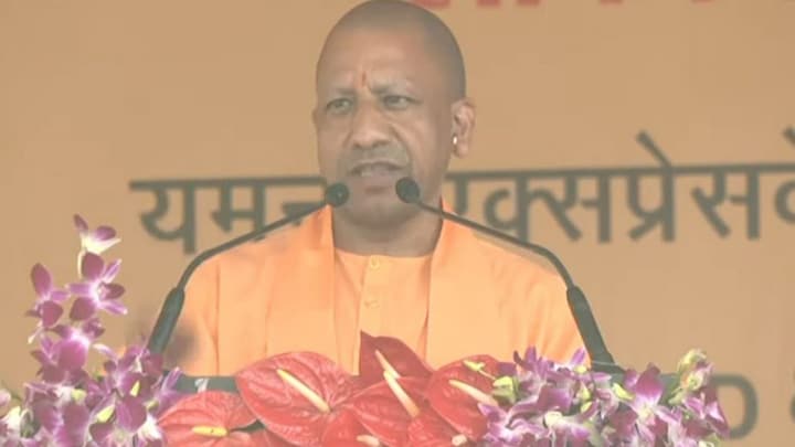 UP में हर परिवार के एक व्यक्ति को नौकरी-रोजगार के लिए सीएम योगी ला रहे योजना, जानिए डिटेल UP Tak