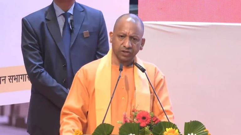 सीएम योगी बोले- भर्ती प्रक्रिया में 2017 से पहले जो भ्रष्टाचार था वह किसी से छिपा नहीं है UPTak