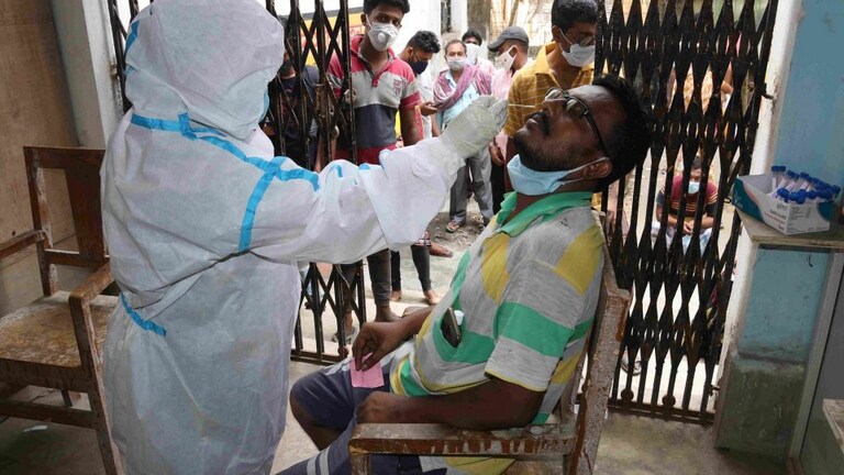 COVID-19: यूपी के 29 जिले हुए संक्रमण मुक्त, बचे हैं 235 एक्टिव केस UP Tak