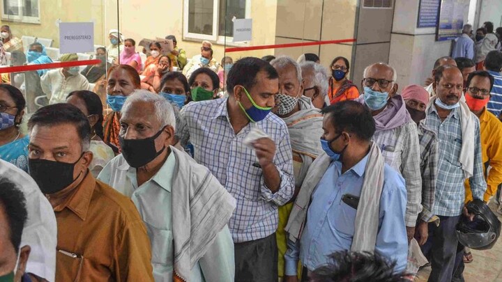 कोरोना वैक्सीनेशन: इस मामले में कई राज्यों से पीछे चल रहा UP, आंकड़ों से समझिए UP Tak