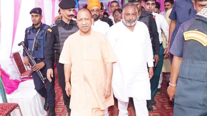 कैबिनेट मंत्री दयाशंकर सिंह ने मोदी मॉडल और योगी मॉडल के बीच बताया ये फर्क UP Tak