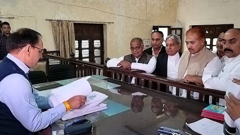 खतौली उपचुनाव: रालोद उम्मीदवार मदन भैया ने नामांकन दाखिल किया, कही ये बड़ी बात UP Tak