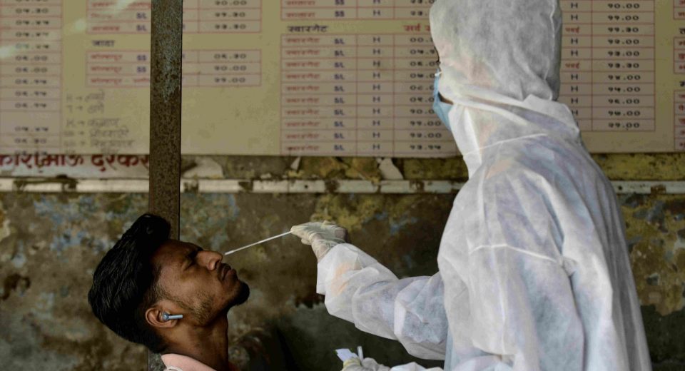 मथुरा: चार NRI सहित सात नए कोरोना पॉजिटिव मिले, जिले में कुल 14 मामले UP Tak