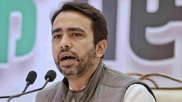 आजम खान की विधायकी जाने पर जयंत ने विस अध्यक्ष को घेरा, पूछा- MLA विक्रम सैनी कैसे बच गए? UP Tak