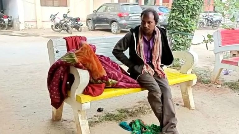 बुंदेलखंड एक्सप्रेस-वे पर लूट: ड्राइवर और खलासी को बांधकर ट्रक लूट ले गए बदमाश UP Tak