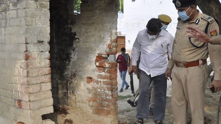 आज के दिन 2 साल पहले हुआ था बिकरू कांड, विकास दुबे के ‘आतंक’ के बाद गांव में हुए ये बदलाव UP Tak