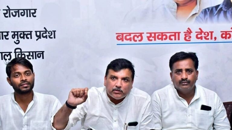 UP चुनाव: AAP ने जारी की अपने 100 संभावित प्रत्याशियों की लिस्ट UP Tak