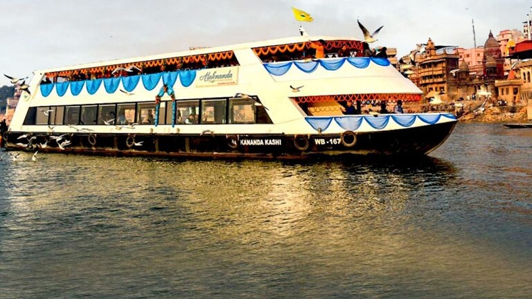 अब काशी से प्रयागराज तक जाएगा क्रूज, पर्यटकों को बनारसी खान-पान के साथ मिलेंगी ये सुविधाएं UP Tak