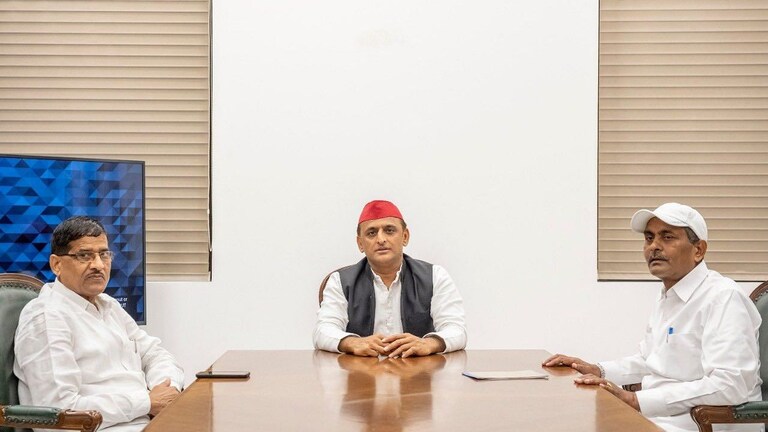 SP में शामिल हो सकते हैं लालजी वर्मा और राम अचल राजभर, अखिलेश से की मुलाकात UP Tak