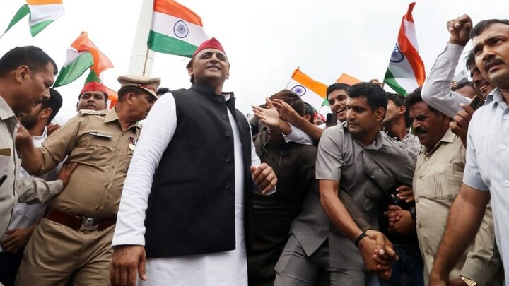 हमें आजादी के साथ चुनौतियां भी मिलीं, महंगाई चरम पर है, बेरोजगारी बढ़ती जा रही: अखिलेश यादव UP Tak