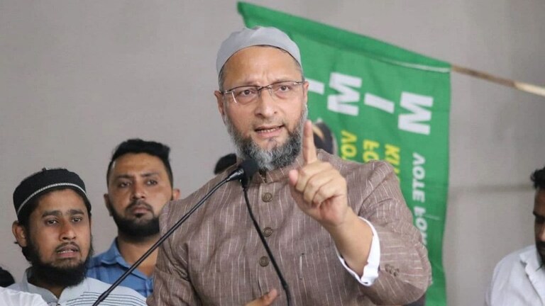 ओवैसी का PM और CM पर निशाना, बोले- ‘योगी राज में RAJ का मतलब रिश्वत, आतंक और जातिवाद’ UP Tak