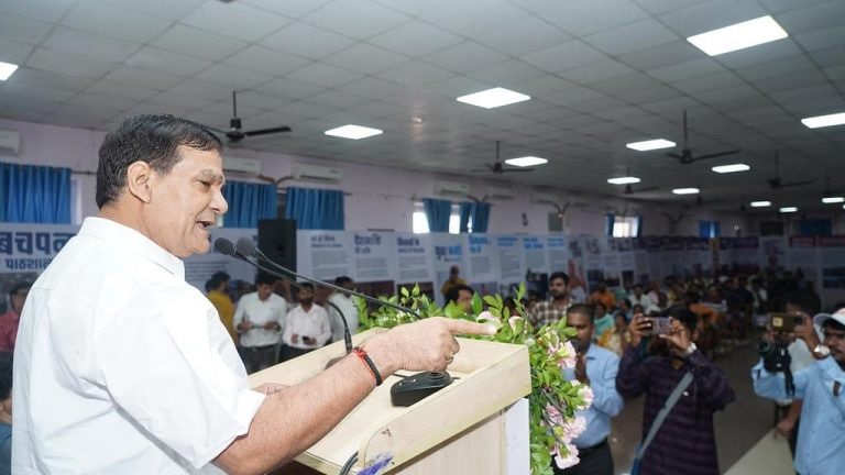 सरकार का इरादा परिसीमन में किसी वर्ग विशेष को पीड़ा पहुंचाने का नहीं: अरविंद कुमार शर्मा UP Tak