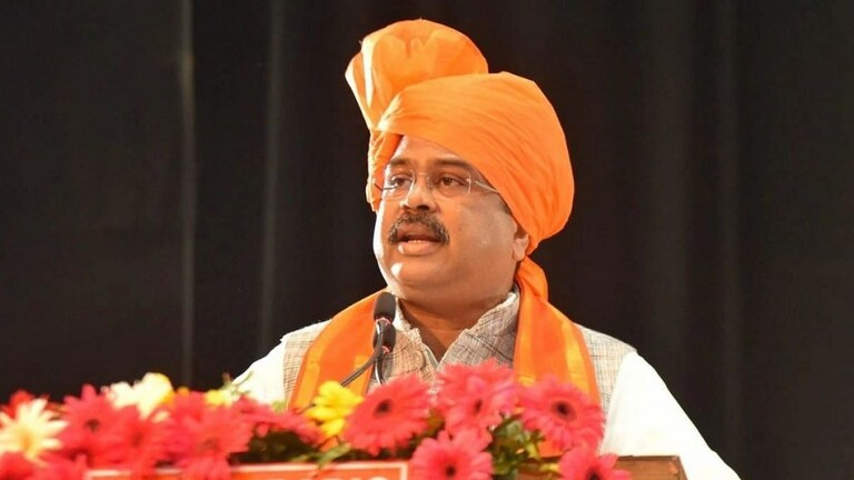 गुंडाराज फ्री देने वाले अब बिजली फ्री देने की बात कर रहे: प्रधान UP Tak