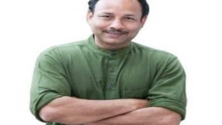 योगी सरकार पर SP नेता का तंज, ‘समाजवादी पार्टी का झंडा और लाल टोपी दिखा मिली लिफ्ट’ UP Tak