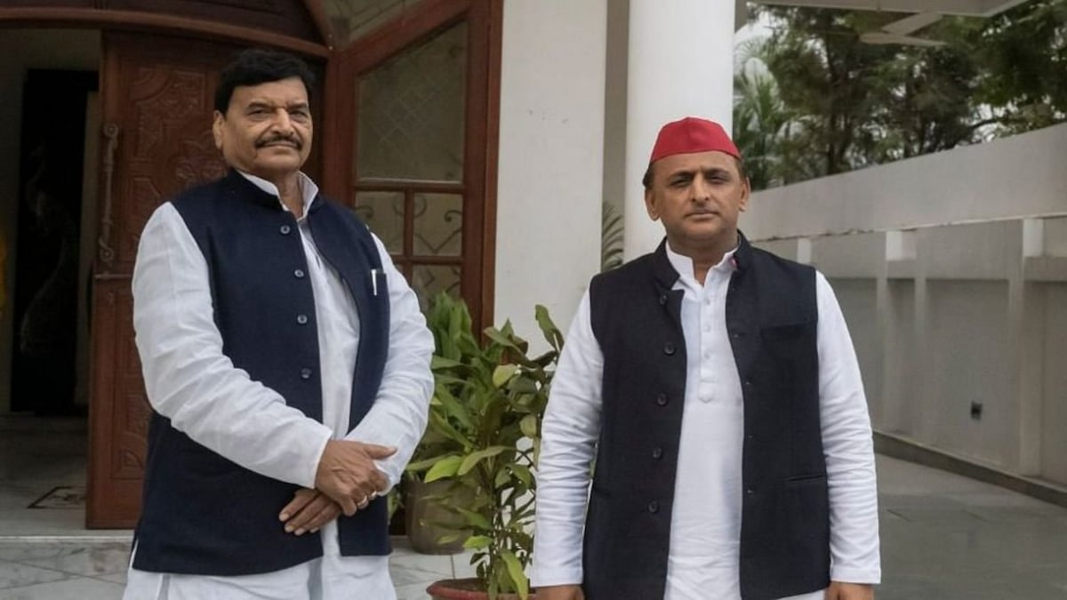 एक्सक्लूसिव: ‘अखिलेश मुझे तुरंत पार्टी से निकाल दें’, क्या टूट गया शिवपाल के सब्र का बांध? UP Tak