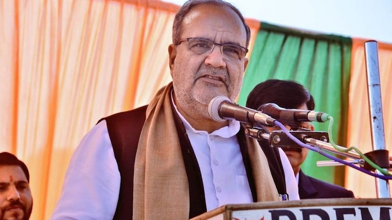 मैनपुरी उपचुनाव: UP BJP अध्यक्ष बोले- SP को प्रधान पद का चुनाव जीतने के भी लाले पड़ जाएंगे UPTak