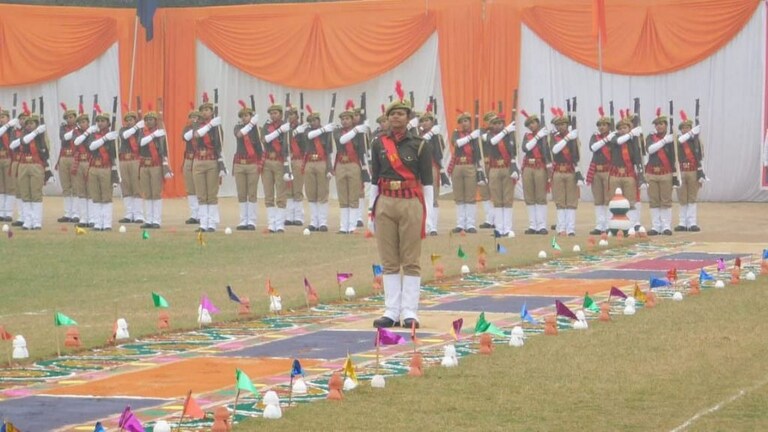 यूपी पुलिस की ताकत में हुआ इजाफा, 15427 नए कॉन्स्टेबल ट्रेनिंग पूरी कर दस्ते में शामिल UP Tak