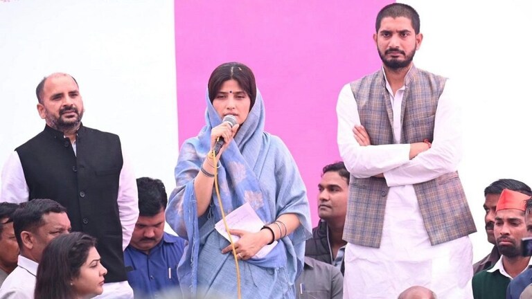 डिपंल यादव बोलीं- अभी हम नेताजी के गम से उबर भी नहीं पाए थे और मैनपुरी का उपचुनाव… UP Tak