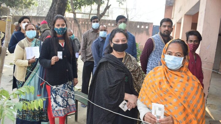 UP चुनाव फेज 4: 9 जिलों में शाम 5 बजे तक 57.45% मतदान, लखीमपुर खीरी सबसे आगे UP Tak