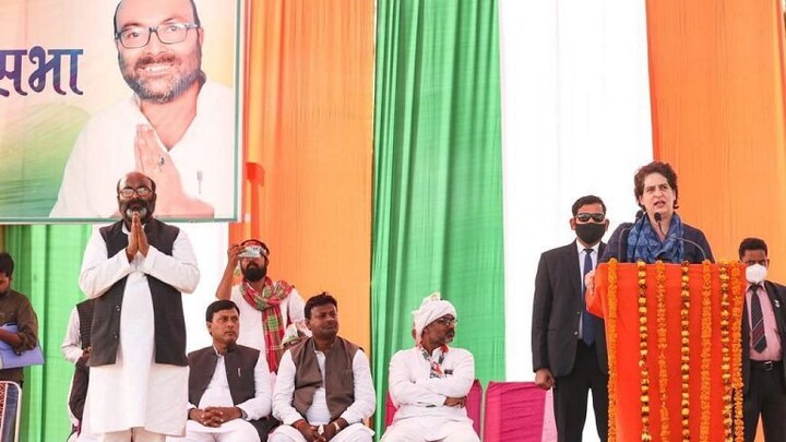 देश की संपत्ति बेचने वाले, देश के लिए शहीद होने वालों पर उंगली उठा रहे हैं: प्रियंका UP Tak