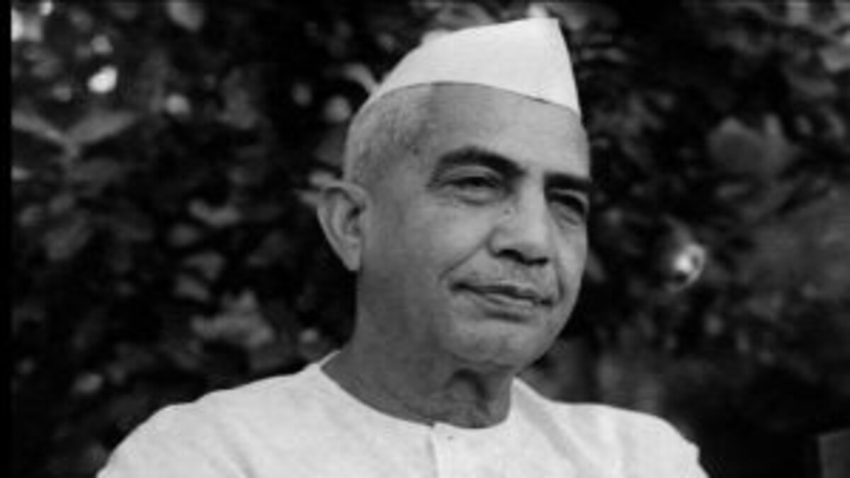 पूर्व प्रधानमंत्री चौधरी चरण सिंह की पुण्यतिथि पर CM योगी, अखिलेश यादव ने दी श्रद्धांजलि UP Tak