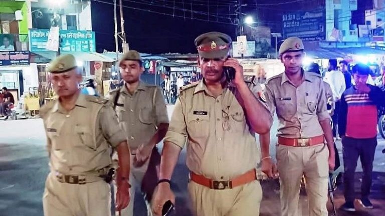 प्रयागराज पुलिस ने अफवाहों की सूचना इन नबंरों पर देने के लिए कहा, साथ ही दी ये चेतावनी UP Tak