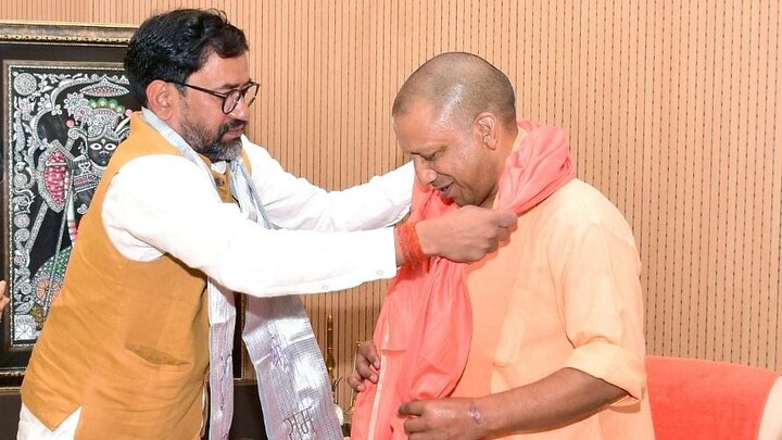 आजमगढ़ में जीत के बाद एक्ट्रेस आम्रपाली संग निरहुआ ने की CM योगी से मुलाकात, हुई ये बात UP Tak
