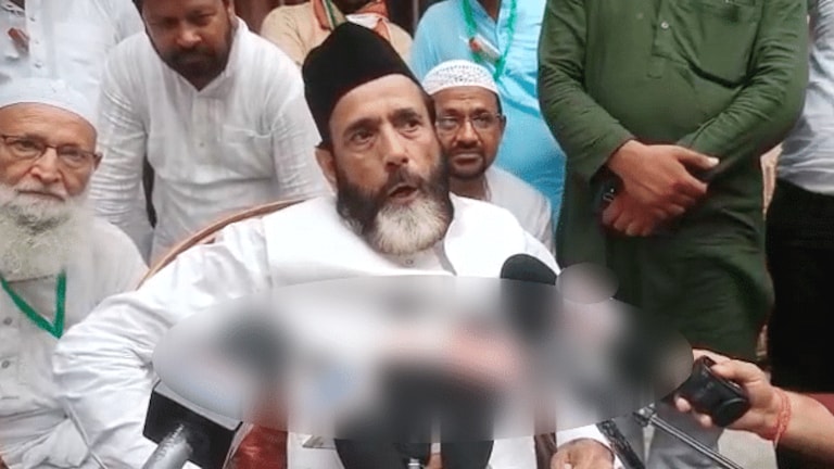‘आएं, कलमा पढ़ें और हमारे हो जाएं’, योगी पर नहीं मोदी पर खफा हो मौलाना तौकीर ने ये सब कहा UP Tak