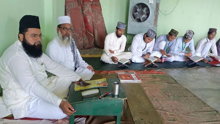 UP में मदरसों के सर्वे पर सियासत, जानें योगी सरकार का क्या है तर्क और किसे-क्या है आपत्ति UP Tak