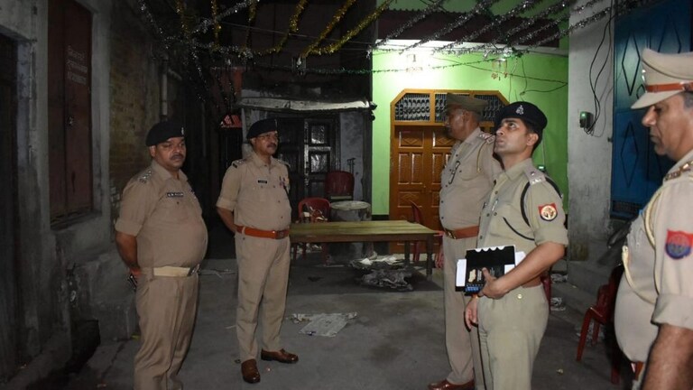 बदायूं: दूल्हे का चचेरा भाई अवैध तमंचे से कर रहा था हर्ष फायरिंग, 12 साल के बच्चे की मौत UP Tak