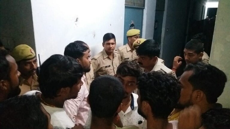इलाहाबाद यूनिवर्सिटी के ताराचंद हॉस्टल में छात्र ने किया सुसाइड, विश्वविद्यालय ने ये कहा UP Tak