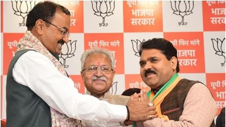मैनपुरी में क्या शिवपाल के करीबी खिला पाएंगे कमल? BJP ने क्यों जताया रघुराज शाक्य पर भरोसा UPTak