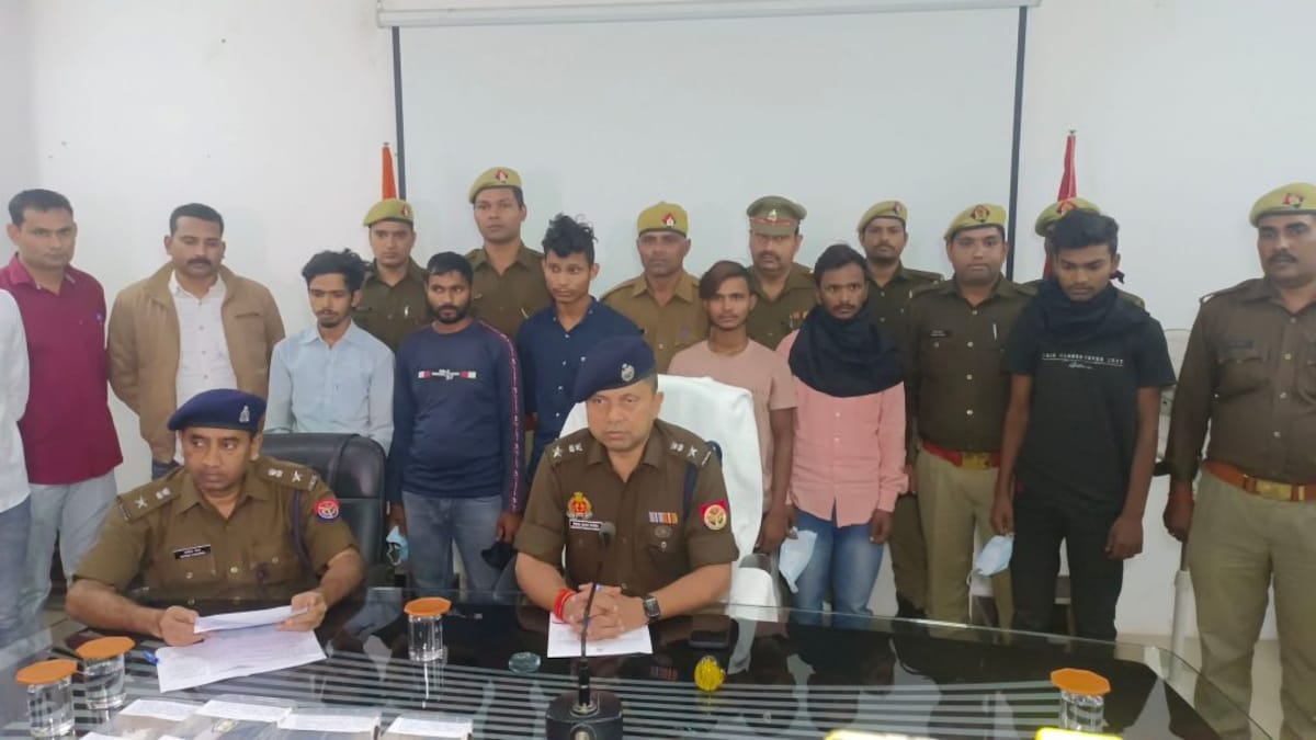 प्रयागराज: पुलिस ने साइबर क्राइम के अंतर्राज्यीय गैंग का किया पर्दाफाश, 6 गिरफ्तार UP Tak