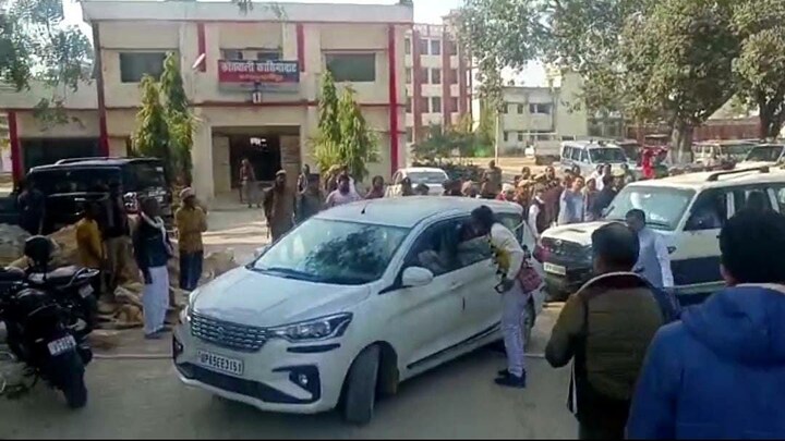 गाजीपुर: विमान हादसे में मृतक युवकों के परिजन नेपाल के लिए रवाना, डीएम ने बताई ये वजह UP Tak