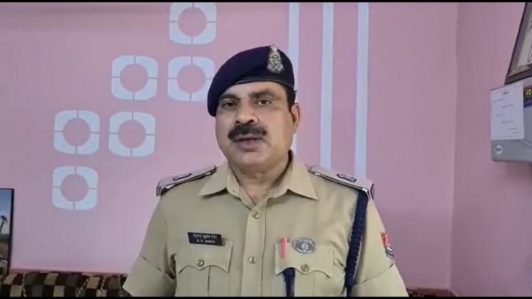 जौनपुर में युवक ने एक ही परिवार के पांच सदस्यों पर गोली चलाई, वृद्ध की मौत UP Tak